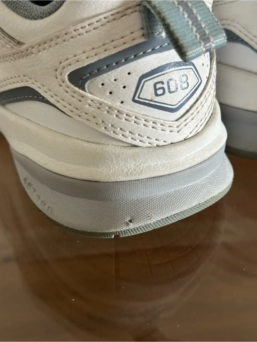 New Balance 608v5 White and Light Blue WX608v5 Size 6.5